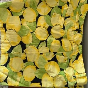 Ann Taylor Loft lemon print shorts